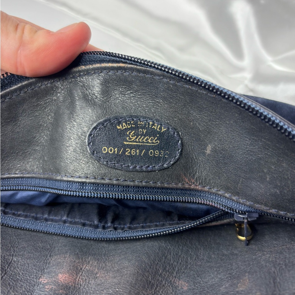 Authentic Gucci Navy Suede and Leather Women's Crossbody - Picture 6 of 7